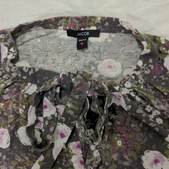 Sleeveless knit top - Picture 3 of 3